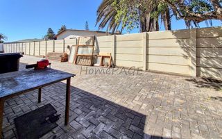 5 Bedroom House For Sale in Meersig