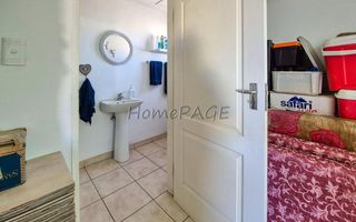 5 Bedroom House For Sale in Meersig
