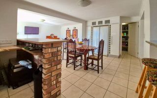 5 Bedroom House For Sale in Meersig