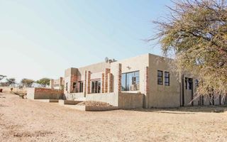 5 Bedroom House For Sale in Brakwater, Windhoek