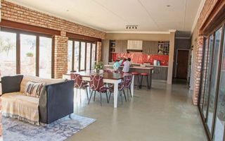 5 Bedroom House For Sale in Brakwater, Windhoek