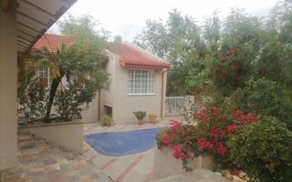 7 Bedroom House For Sale in Ludwigsdorf, Windhoek