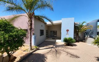 4 Bedroom House To Rent in Suiderhof, Windhoek