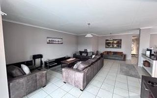 3 Bedroom House For Sale in Kleine Kuppe, Windhoek