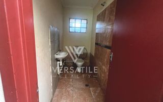5 Bedroom House For Sale in Rehoboth
