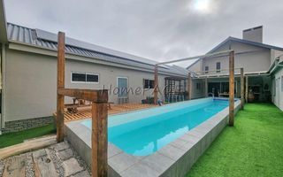 3 Bedroom House For Sale in Henties Bay Central, Henties Bay