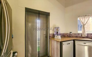 3 Bedroom House For Sale in Henties Bay Central, Henties Bay