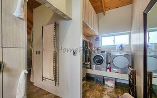 3 Bedroom House For Sale in Henties Bay Central, Henties Bay