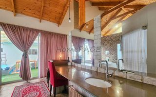 3 Bedroom House For Sale in Henties Bay Central, Henties Bay