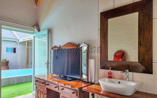 3 Bedroom House For Sale in Henties Bay Central, Henties Bay