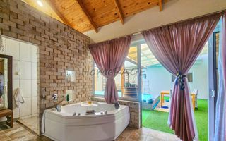 3 Bedroom House For Sale in Henties Bay Central, Henties Bay