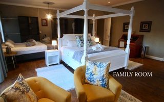 10 Bedroom House For Sale in Erospark, Windhoek