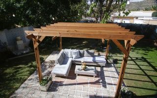 10 Bedroom House For Sale in Erospark, Windhoek