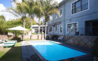 10 Bedroom House For Sale in Erospark, Windhoek