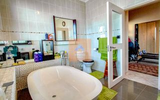 4 Bedroom House For Sale in Vogelstrand, Swakopmund