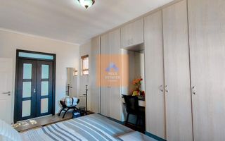 4 Bedroom House For Sale in Vogelstrand, Swakopmund