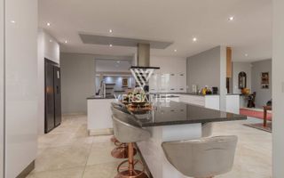 8 Bedroom House For Sale in Vineta, Swakopmund
