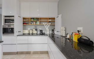 8 Bedroom House For Sale in Vineta, Swakopmund