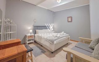8 Bedroom House For Sale in Vineta, Swakopmund