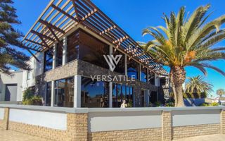 8 Bedroom House For Sale in Vineta, Swakopmund
