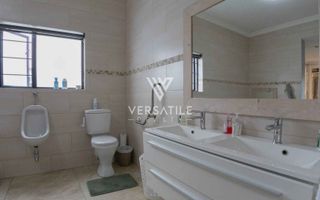 8 Bedroom House For Sale in Vineta, Swakopmund