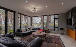 8 Bedroom House For Sale in Vineta, Swakopmund