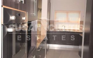 3 Bedroom House To Rent in Long Beach