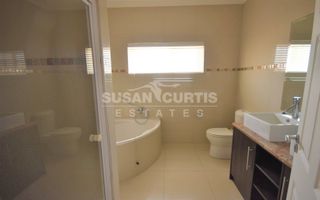 3 Bedroom House To Rent in Long Beach