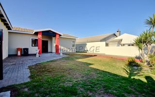 3 Bedroom House For Sale in Swakopmund Ext 15, Swakopmund