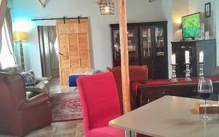 3 Bedroom House For Sale in Henties Bay Central, Henties Bay