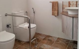 3 Bedroom House For Sale in Henties Bay Central, Henties Bay