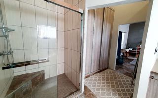3 Bedroom House For Sale in Henties Bay Central, Henties Bay