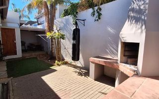 2 Bedroom House For Sale in Kleine Kuppe, Windhoek