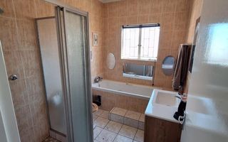 2 Bedroom House For Sale in Kleine Kuppe, Windhoek
