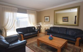 5 Bedroom House For Sale in Hage Heights, Swakopmund