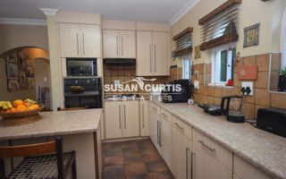 5 Bedroom House For Sale in Hage Heights, Swakopmund