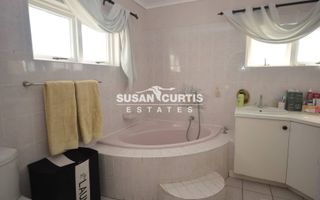 5 Bedroom House For Sale in Hage Heights, Swakopmund