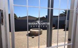 5 Bedroom House For Sale in Hage Heights, Swakopmund