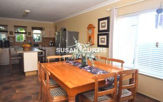 5 Bedroom House For Sale in Hage Heights, Swakopmund
