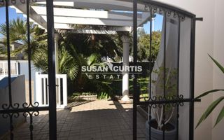 5 Bedroom House For Sale in Hage Heights, Swakopmund