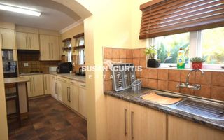 5 Bedroom House For Sale in Hage Heights, Swakopmund