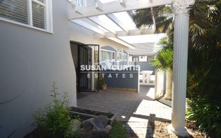 5 Bedroom House For Sale in Hage Heights, Swakopmund
