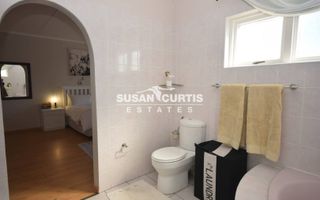 5 Bedroom House For Sale in Hage Heights, Swakopmund