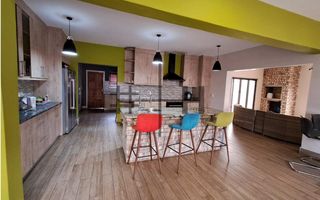 4 Bedroom House For Sale in Mile 4 Extension 1, Swakopmund
