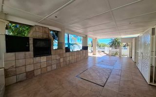 4 Bedroom House For Sale in Ludwigsdorf, Windhoek