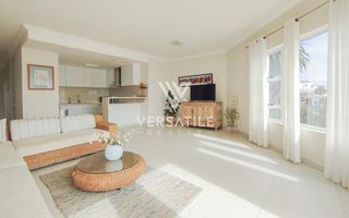 2 Bedroom Apartment For Sale in Swakopmund Central, Swakopmu...