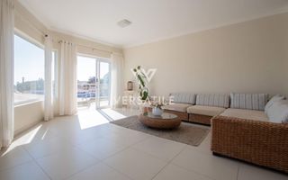 2 Bedroom Apartment For Sale in Swakopmund Central, Swakopmu...