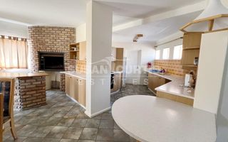 4 Bedroom House To Rent in Long Beach