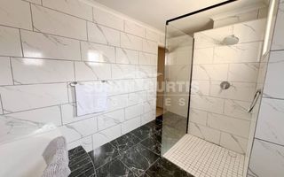 4 Bedroom House To Rent in Long Beach