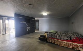 4 Bedroom House For Sale in Okahandja